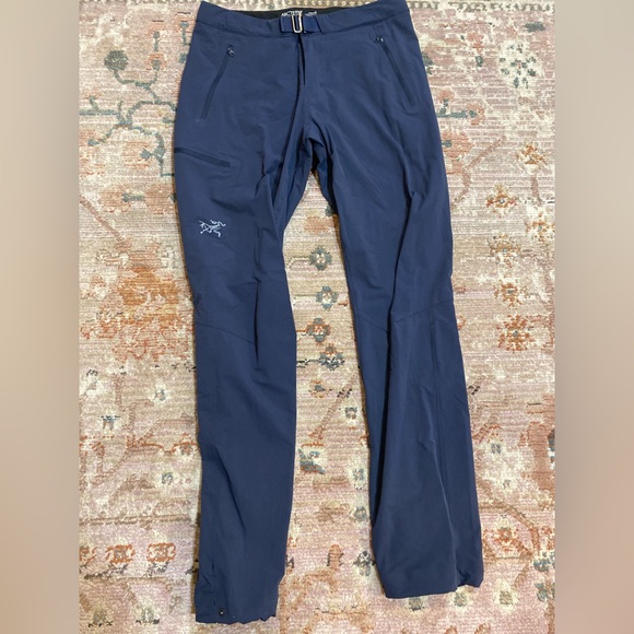 Arc’teryx Women’s Gamma LT Pants - Picture 2 of 6